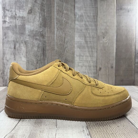 Nike Air Force 1 LV8 AF1 Wheat Gum Low Sneakers Suede Women's Size 8 I Kids 6.5Y - Picture 6 of 12
